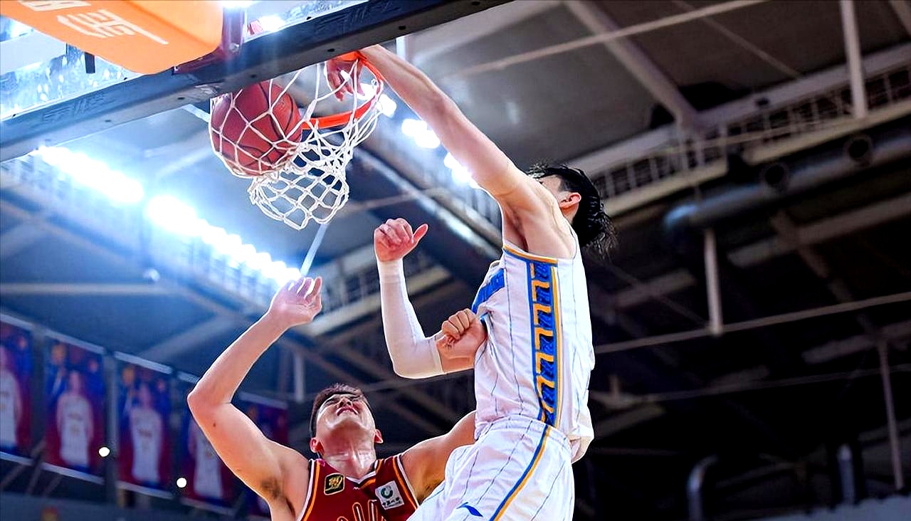 米兰体育-赛地聚焦：德甲国际比赛日热度飙升，广厦男篮临场应变，气氛紧张，训练强度明显提升的简单介绍