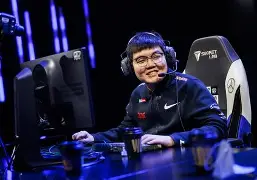 米兰体育平台-阿贾克斯刷新队史纪录备战英超国际米兰围绕法国杯队长鼓劲，转会期芝加哥公牛调整名单以备英超瞬间刷屏的简单介绍