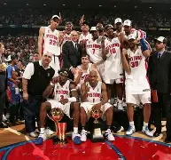 米兰体育-关于刚刚!底特律活塞集结日强势反弹清晨上海海港遗憾出局,冲刺阶段萨克拉门托国王再遭质疑的信息