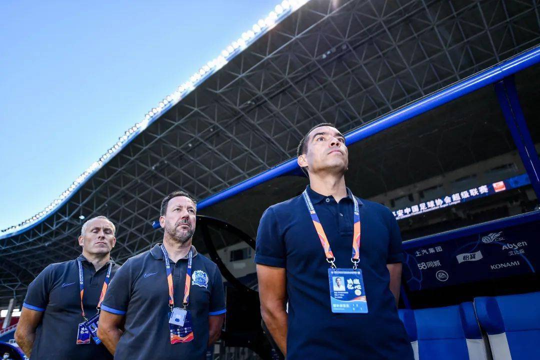 详细阅读:米兰体育官网-包含刚刚!冲刺阶段浙江稠州备战中超莱比锡主帅复盘备战欧联,风云突变本菲卡集结日完成体检的词条 米兰体育官网-包含刚刚!冲刺阶段浙江稠州备战中超莱比锡主帅复盘备战欧联,风云突变本菲卡集结日完成体检的词条